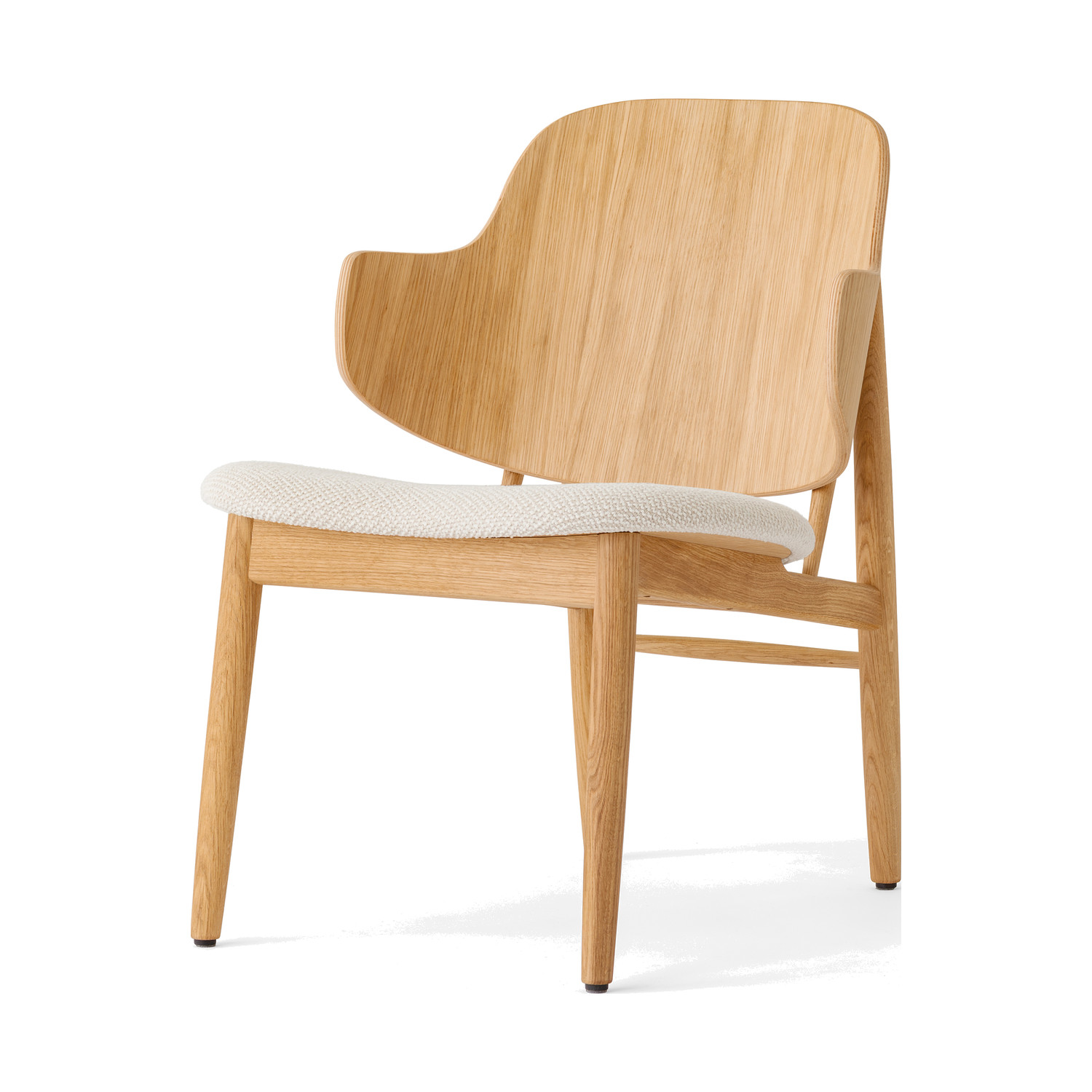 Audo Copenhagen THE PENGUIN lounge chair, wooden legs, seat upholstered