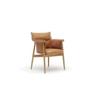 Carl Hansen E005 EMBRACE chair, oiled oak / leather