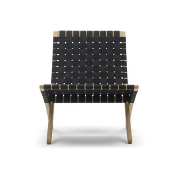 Carl Hansen & Søn MG501 CUBA -nojatuoli, musta satulavyöpunos/öljytty tammi – Designsuosikki