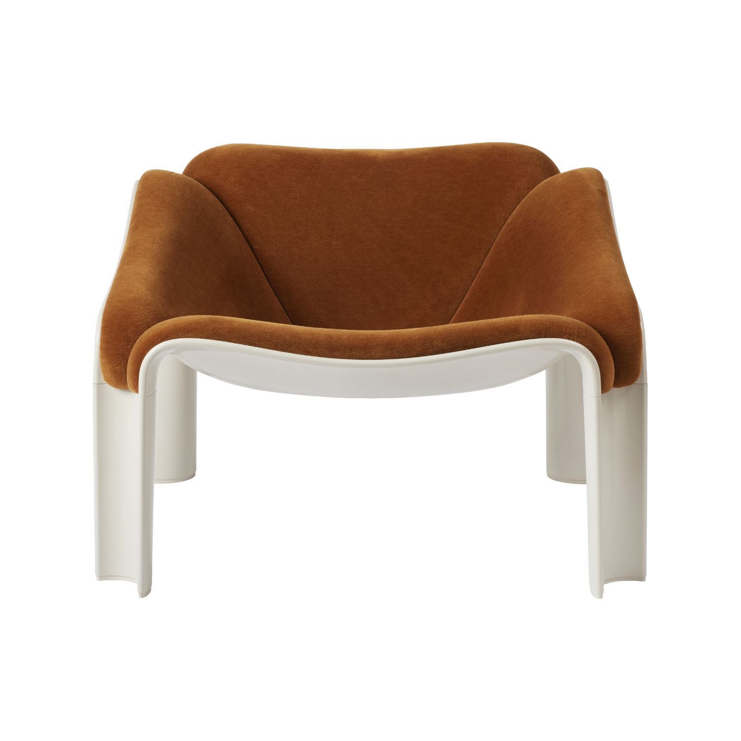 GUBI F300 lounge chair