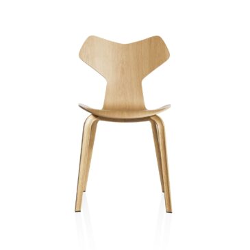 Fritz Hansen GRAND PRIX -tuoli, tammi