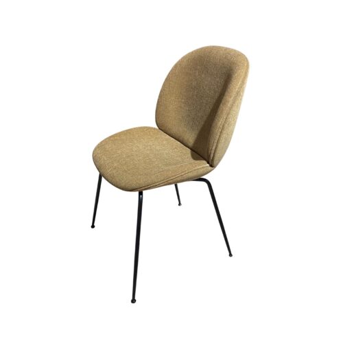 GUBI BEETLE-tuoli ruskea (2kpl jäljellä), outlet