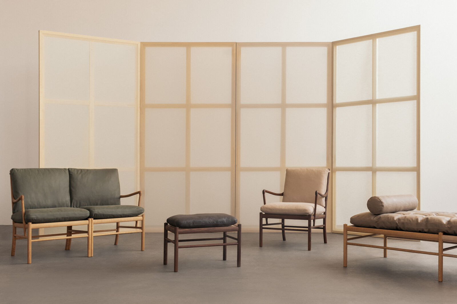 Carl Hansen OW150 daybed with neck cushion, Terra leather - Image 4