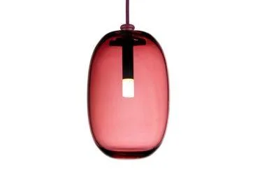 Örsjö PEBBLE -riippuvalaisin pitkä, punainen lasi