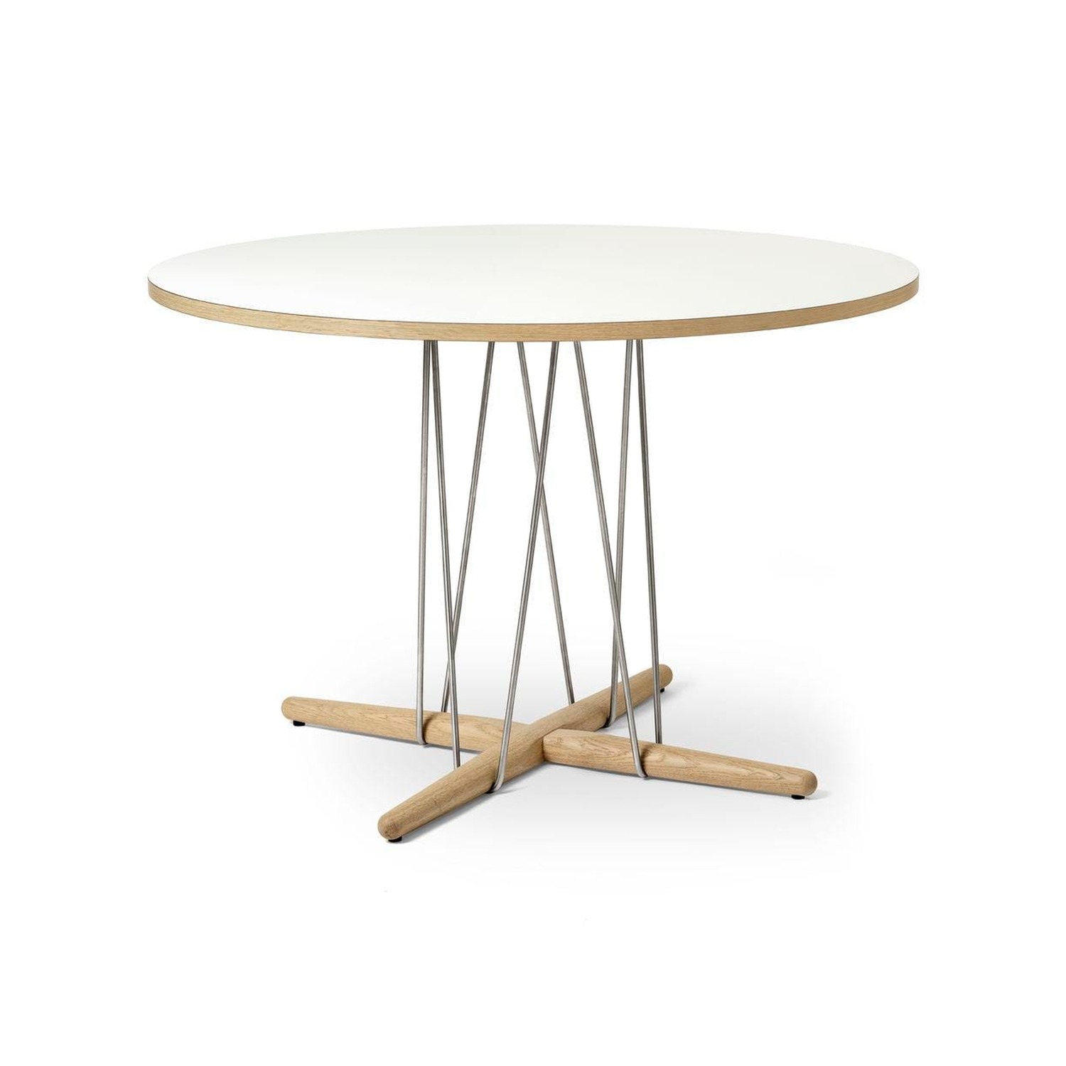 Carl Hansen & Søn E020 EMBRACE dining table
