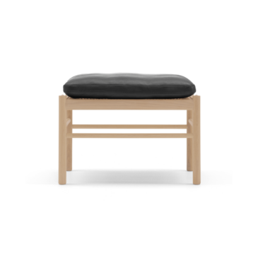 Carl Hansen & Søn OW149F COLONIAL footstool