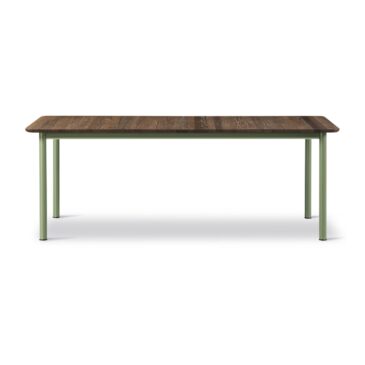Fredericia PLAN 6632 extendable dining table