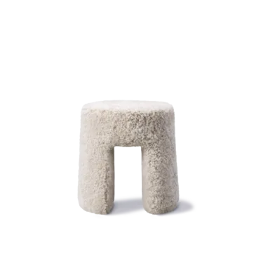 Fredericia SEQUOIA -ottoman, moonlight sheepskin