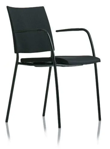 Lammhults SPIRA -käsinojallinen tuoli, kokonaan verhoiltu, musta