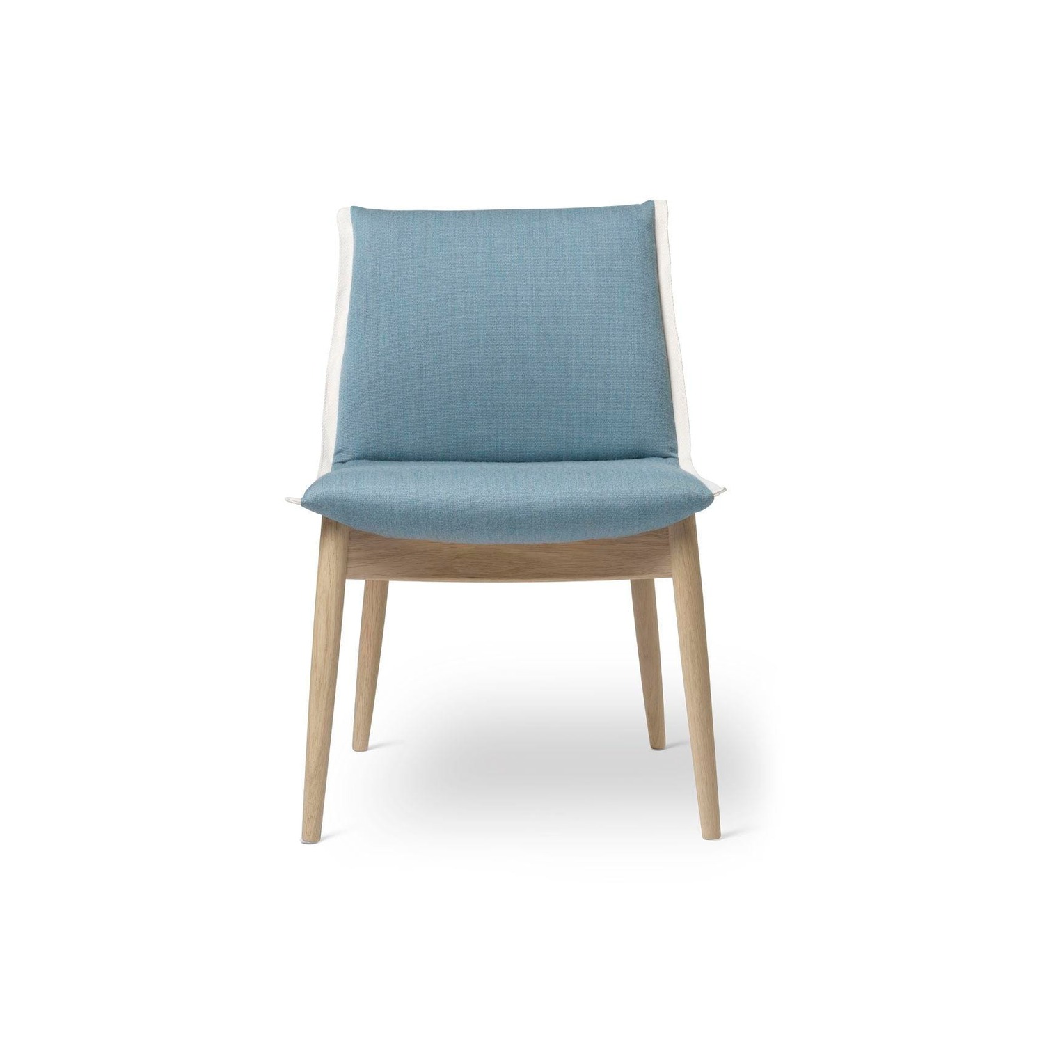 Carl Hansen & Søn E004 EMBRACE chair