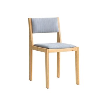 Vaarnii 016 MAASTO -tuoli, istuin ja selkänoja verhoiltu