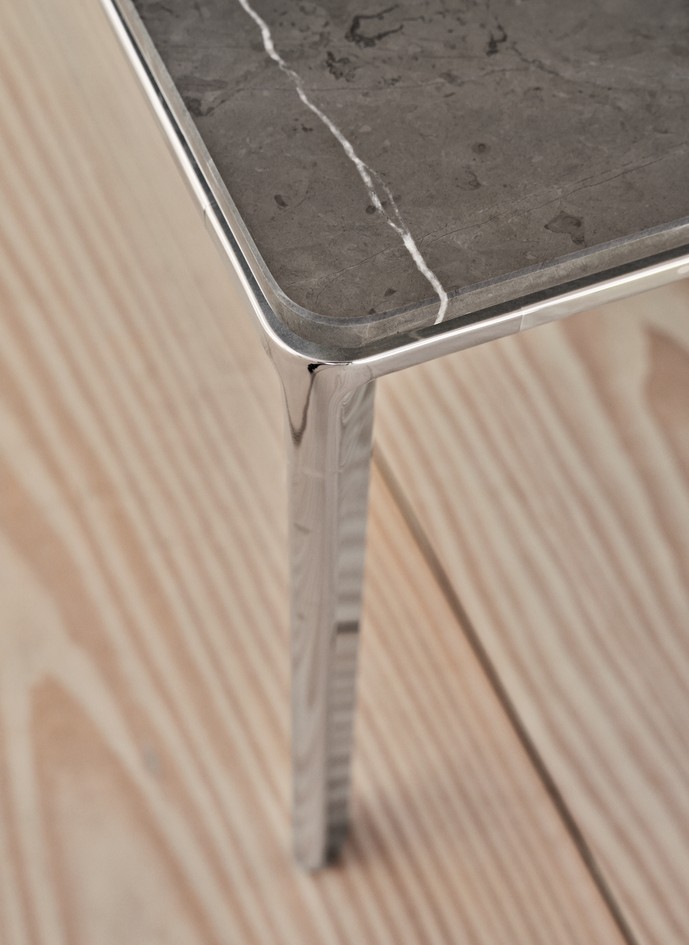 Vipp 427 SQUARE coffee table - Image 7