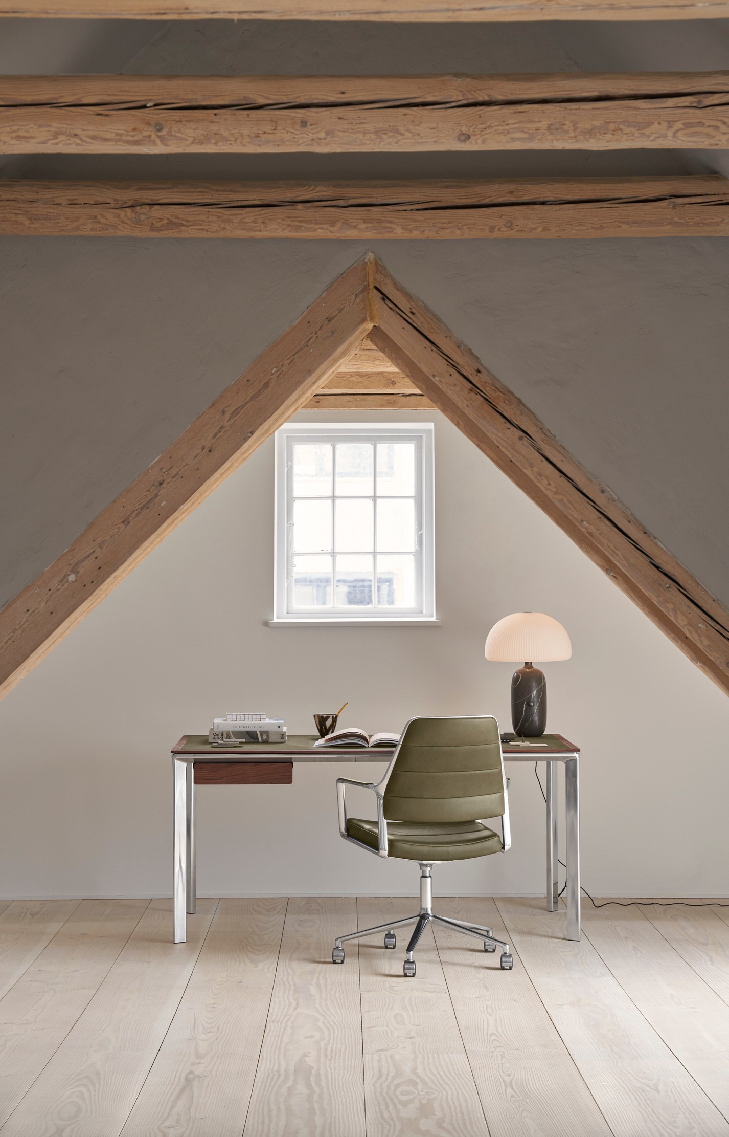 Vipp 454 SWIVEL+ chair - Image 2