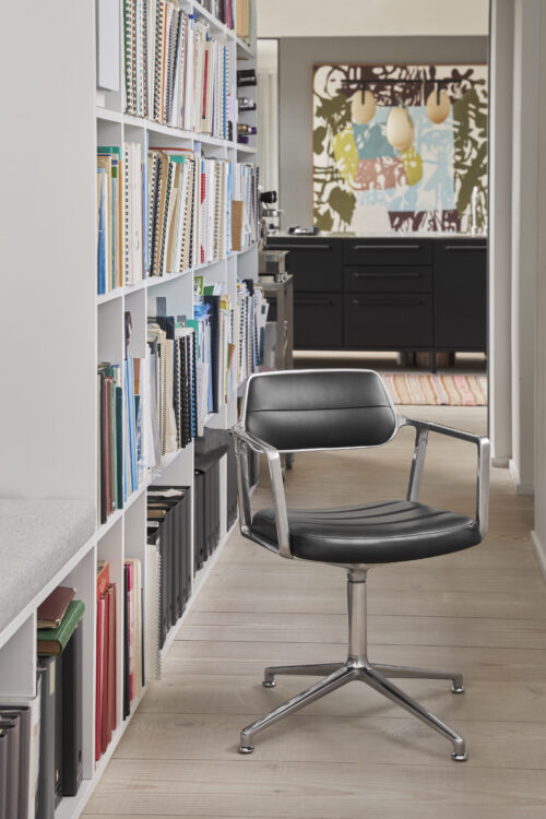 Vipp 453 SWIVEL chair - Image 2