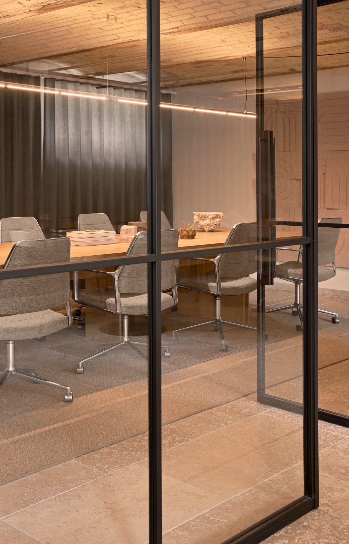 Vipp 455 SWIVEL+ chair - Image 7