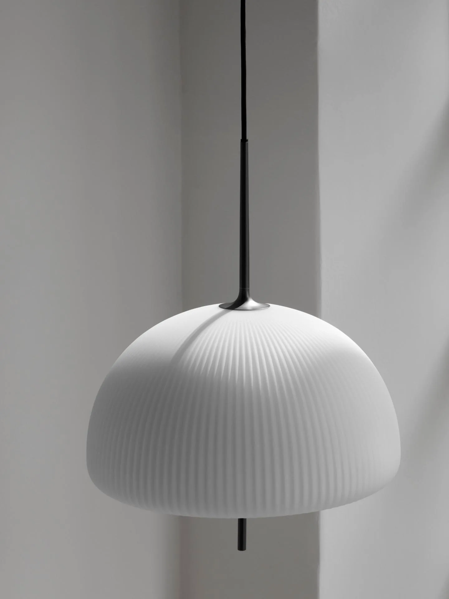 Vipp 595 SCULPTURE pendant - Image 3