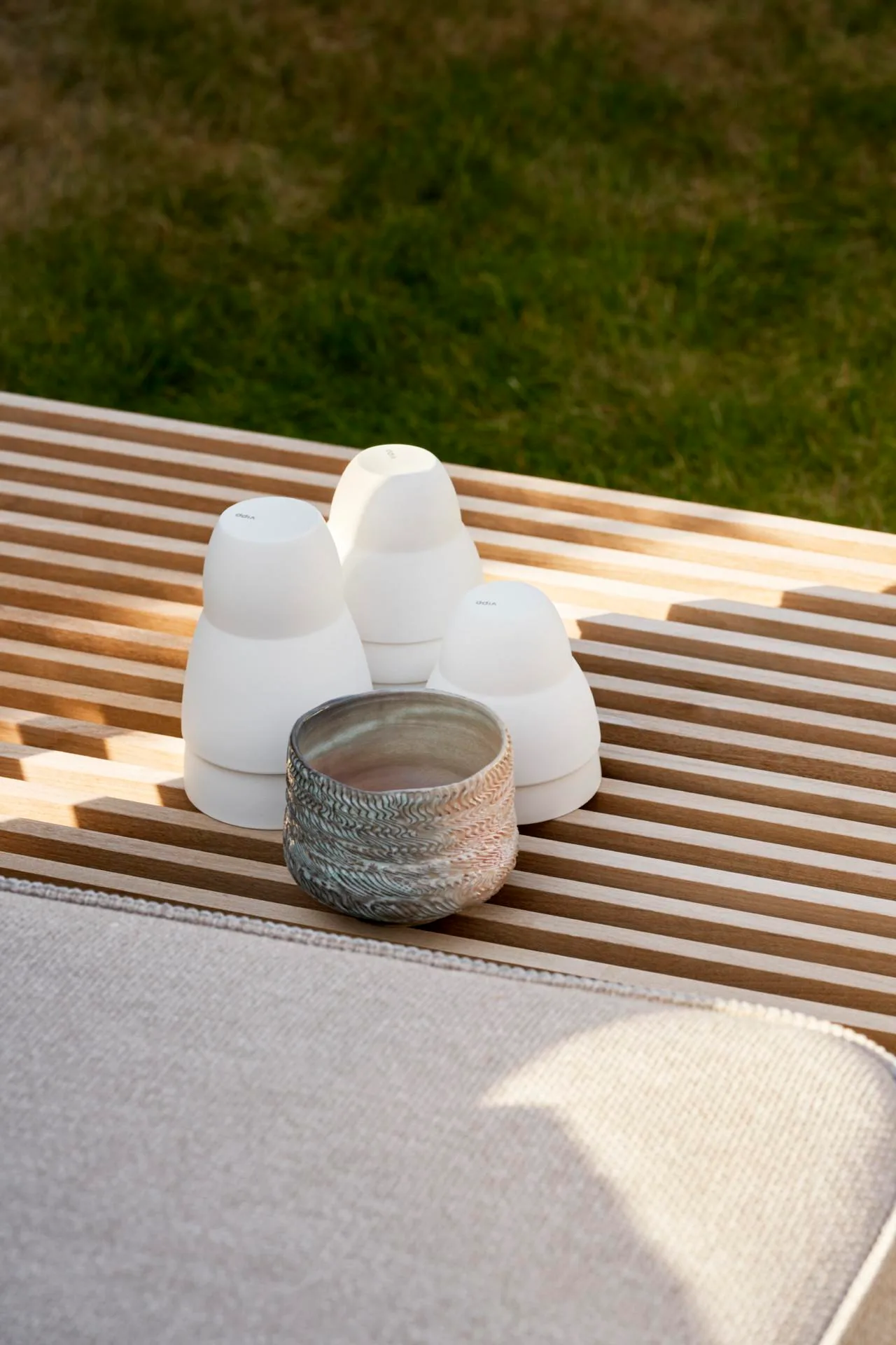 Vipp 720 Open-Air sofa, light grey/beige/teak, right - Image 5