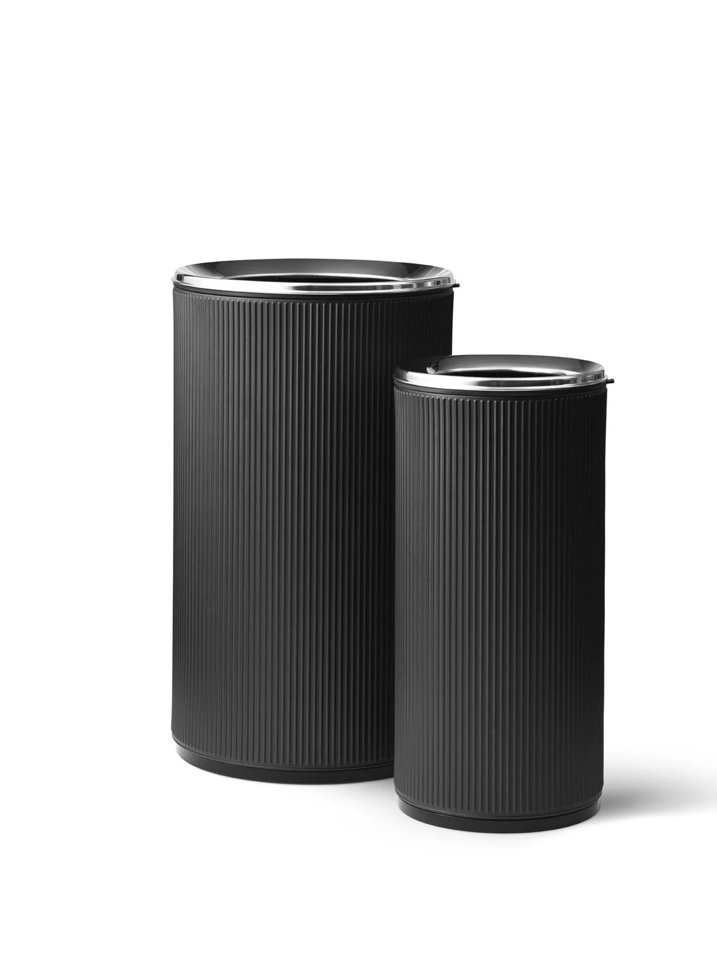 Vipp 18 open top bin 22L, black/steel - Image 3