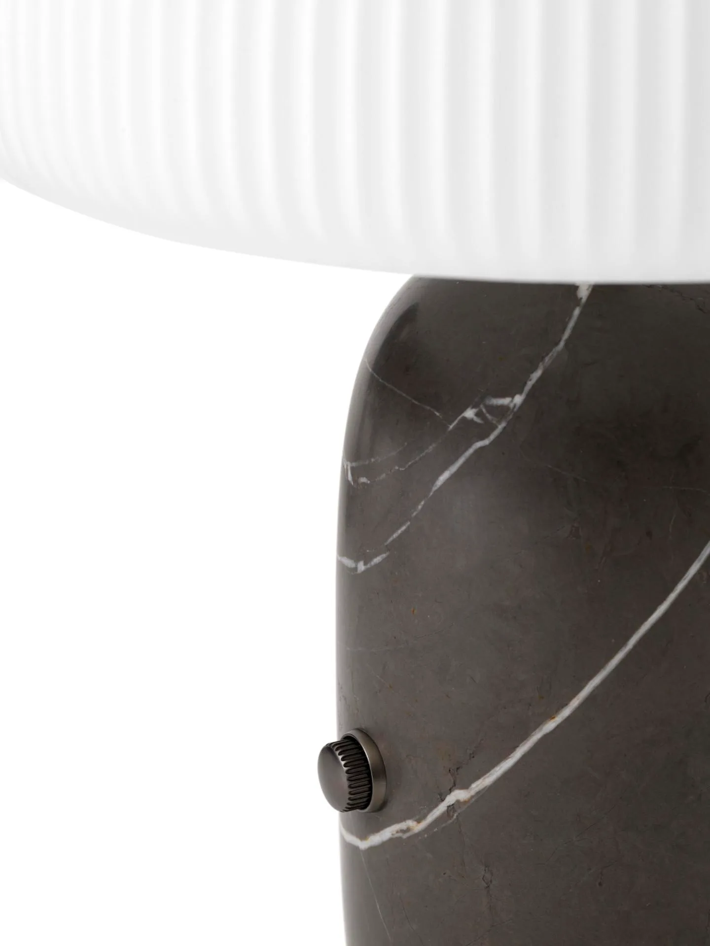 Vipp 591 SCULPTURE table lamp, small - Image 5