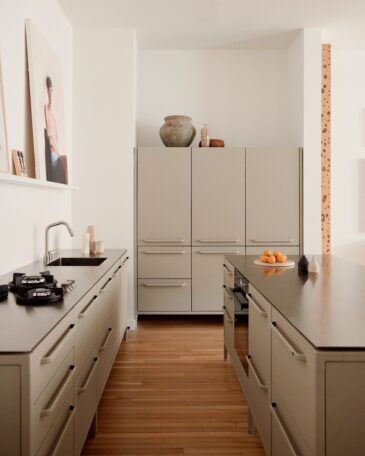 Vipp V1 korkea keittiömoduuli, 3 yksikköä, harmaa